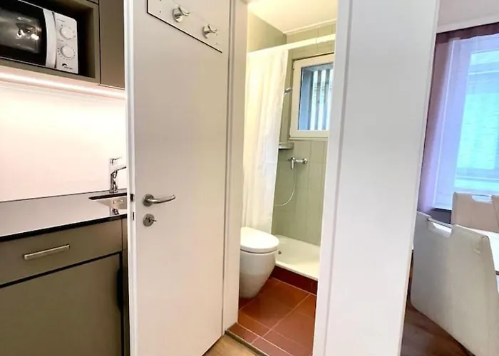 Heart Of Modern Hg14 Apartman *